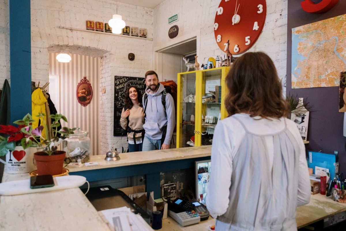 Couchsurfing pour rencontres gratuites et échanges culturels