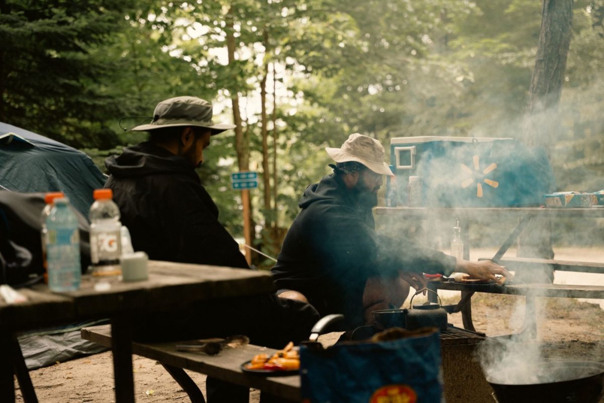 Glamping ou camping pour rencontrer d'autres voyageurs
