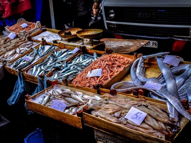 Meilleurs circuits pédestres pour découvrir les marchés locaux